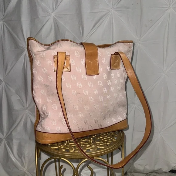 Vintage Pink and Tan Dooney and Burke Designer Tote Bag - Picture 3 of 8